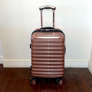 iFLY | 20” Carry-On Suitcase (Rose Gold)